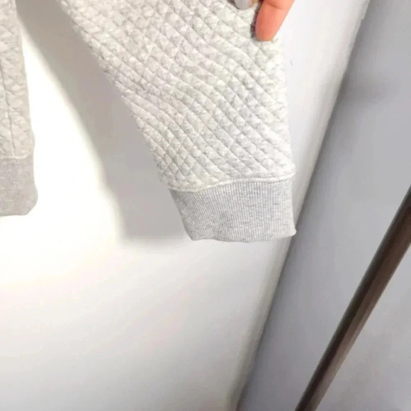 CLEARANCE H&M Quilted Jacket Dove Grey Silver Medium Soft Comfy Gray Zipper M - Picture 16 of 16